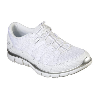 Skechers women's 2025 gratis slip-on sneaker