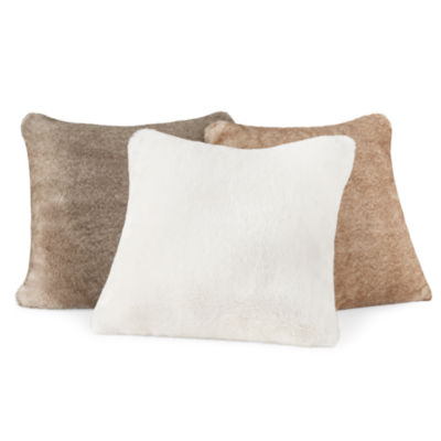 Square fur online pillow