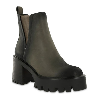 Wide fit outlet heeled chelsea boots