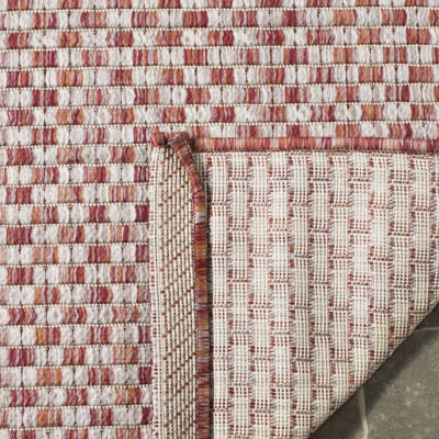 Safavieh Courtyard Collection Blanca Geometric Indoor/Outdoor Runner Rug