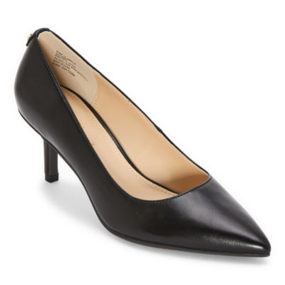 Liz Claiborne Womens Amelia Pointed Kitten Heel Pumps