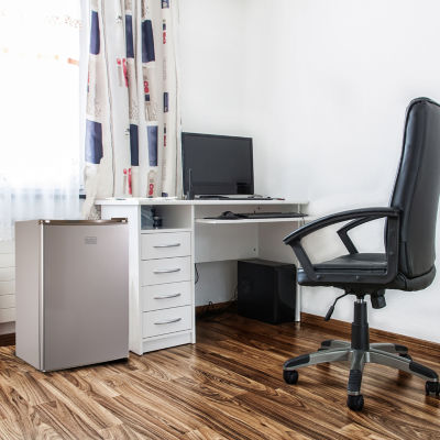 BLACK+DECKER 2.5-Cu. Ft. Compact Refrigerator - Stainless Steel