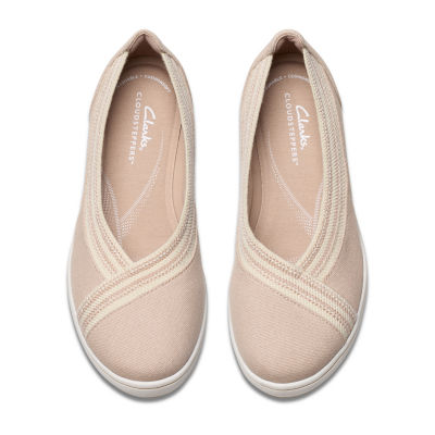 Clarks Cloudsteppers Breezesky Air Womens Round Slip-On Shoe