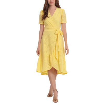 London Style Fitted Sleeve Short Sleeve Eyelet Midi Fit + Flare Dress