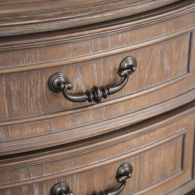 Seven Oaks 8-Drawer Dresser