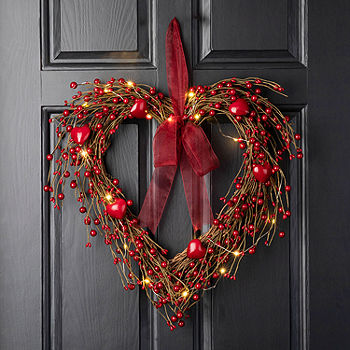 Glitzhome Heart Shaped Hearts & Berries Lighted Wreath, Color: Red