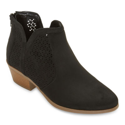 a.n.a Womens Lakewood Block Heel Booties