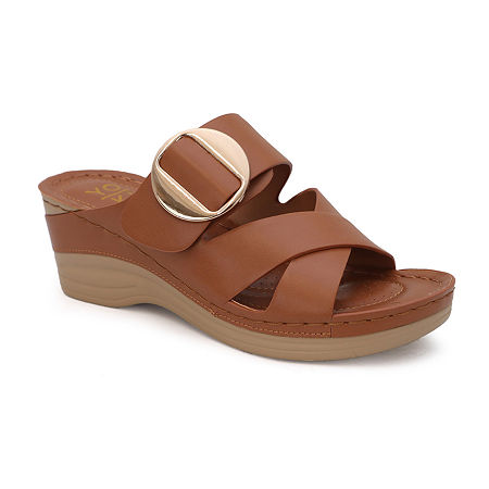 Yoki Irena Womens Round Work Shoes, 7 Medium, Beige