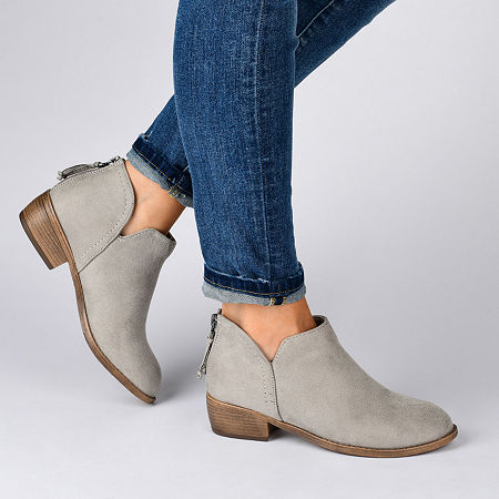 Journee Collection Womens Livvy Block Heel Booties, 10 Wide, Gray