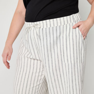 Liz Claiborne Mid Rise Plus Cropped Pants