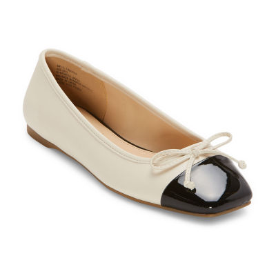 Liz Claiborne Womens Flora Ballet Flats