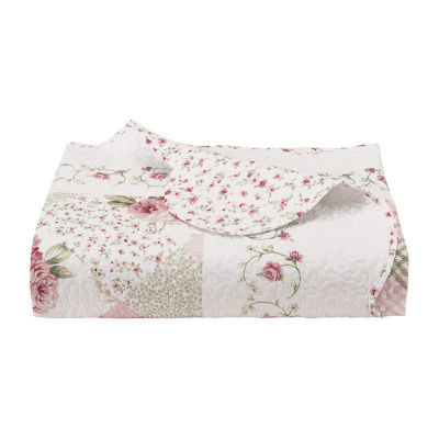 Royal Court Bungalow Floral Quilt Set