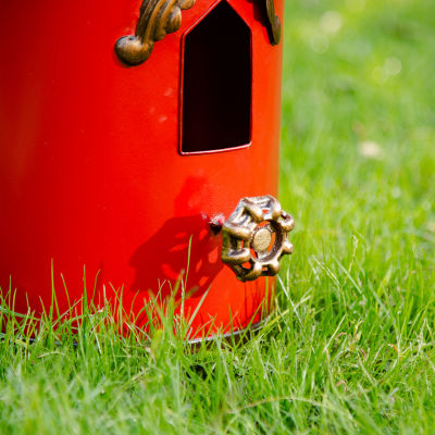 Glitzhome 32in Farmhouse Metal Pagoda Bird House