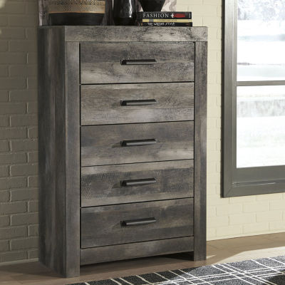 Signature Design by Ashley® Wymer Collection 5-Drawer Chest