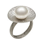 Cultured Freshwater Pearl Sterling Silver Ring