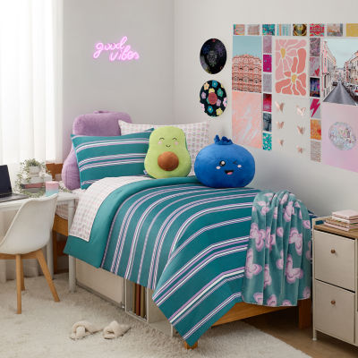 Forever 21 Samiya Comforter Set
