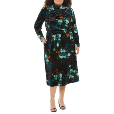 Ryegrass Plus Long Sleeve Party Dress