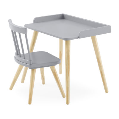 Essex Kids Table + Chairs