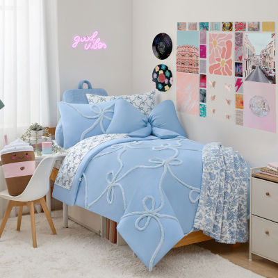 Forever 21 Cassidy Comforter Set