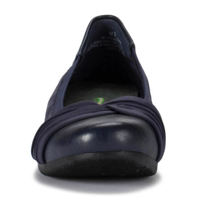 Baretraps Marcie Womens Round Closed Toe Slip-On Shoe