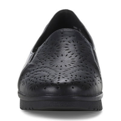 Baretraps Amry Womens Round Closed Toe Slip-On Shoe