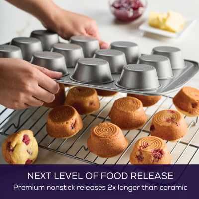 Circulon 12-Cup Non-Stick Muffin Pan