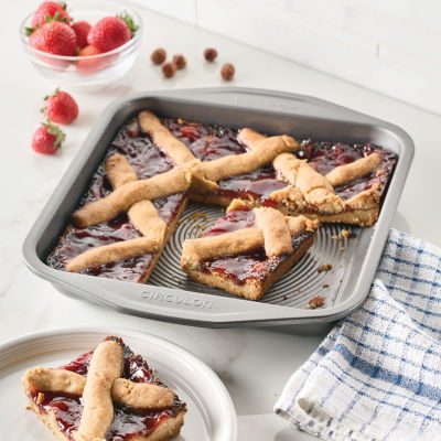 Circulon® Total Nonstick Bakeware 9-Inch Square Cake Pan