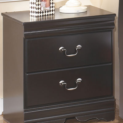 Signature Design by Ashley® Gilmore 2-Drawer Nightstand