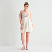 Forever 21 Womens Juniors Plus Sweetheart Neck Sleeveless Maxi Dress,  Color: White - JCPenney