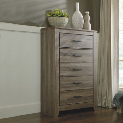 Signature Design by Ashley® Zelik 5-Drawer Chest