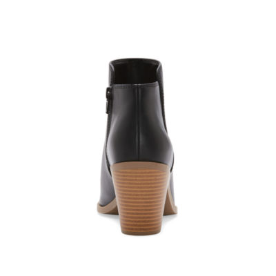 a.n.a Womens Dutch Stacked Heel Booties