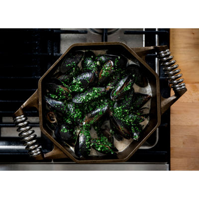 Lodge Cookware Finex Cast Iron 3-qt. Dutch Oven