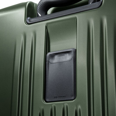 Ricardo Beverly Hills Montecito 2.0 21 Inch Hardside Luggage