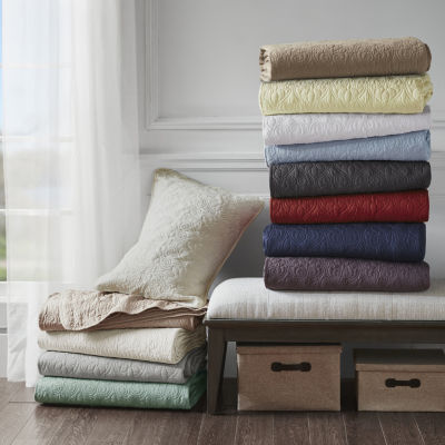 Madison Park Mansfield Oversized Antimicrobial Treated 3pc Bedspread Set