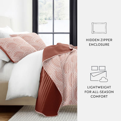 Casual Comfort Scallop Reversible Quilt Set