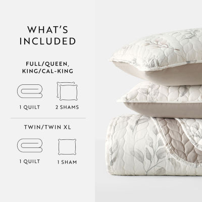 Casual Comfort Leaves Reversible Quilt Set