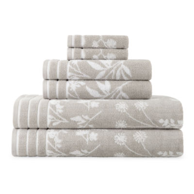 Linden Street Jacquard Floral Bath Towel