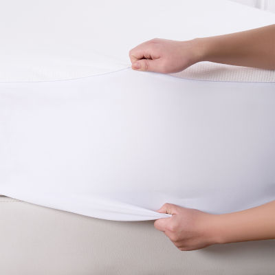 Fruit of the Loom Ultra Comfort Mattress Protector