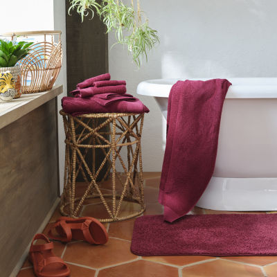 Distant Lands Perfect Color Fade Resistant Bath Towel
