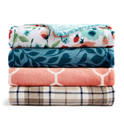Home Expressions Reversible Velvet Plush Midweight Throw