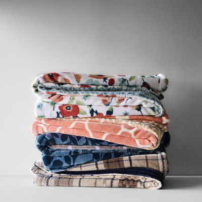 Home Expressions Reversible Velvet Plush Midweight Throw