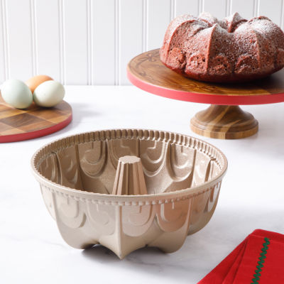 Martha Stewart Festive Bow 9X3.9 Non-Stick Bundt Pan