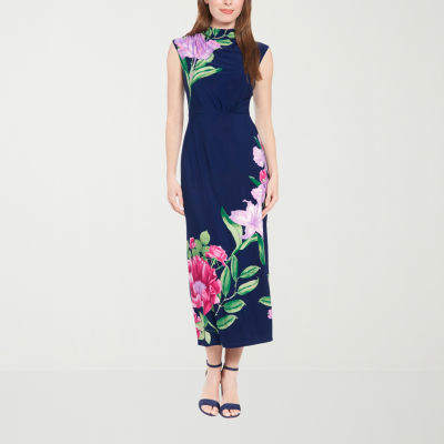 Clover And Sloane Sleeveless Floral Maxi Dress