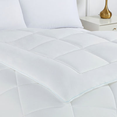 Comfort Touch by Therapedic™ Cooling Midweight Comforter