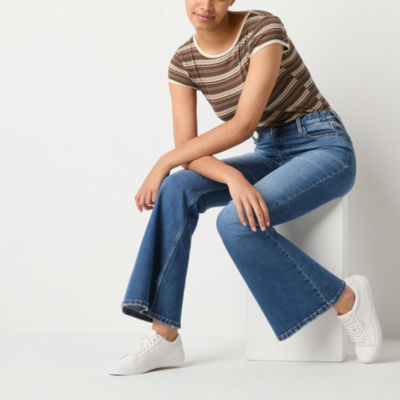 Arizona Juniors Womens High Rise Comfort Waist Curvy Flare Leg Jean