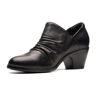 Clarks Emily Cve Womens Round Closed Toe Slip-On Shoe