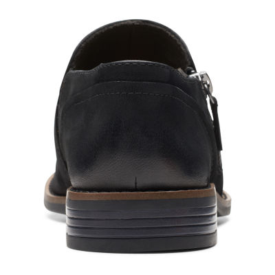 Clarks Camzin Pace Womens Closed Toe Slip-On Shoe