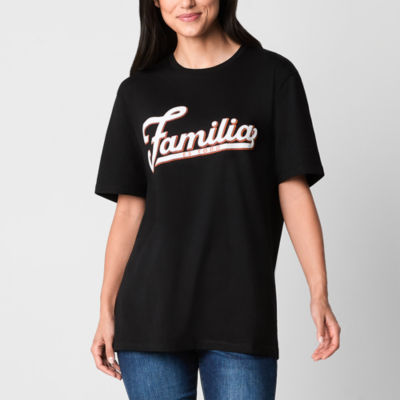 Hope & Wonder Hispanic Heritage Month Unisex Adult Short Sleeve 'Familia Es Todo' T-Shirt