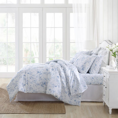 Laura Ashley Belinda Midweight Comforter Set