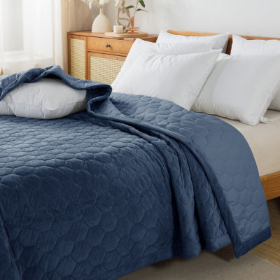 St. James home Reversible Mini Honeycomb Down Alternative Blanket